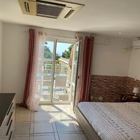 Avec Piscine Vue Sur La