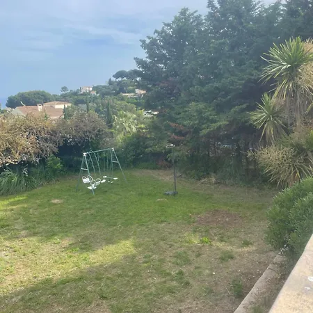 Avec Piscine Vue Sur La Villa *